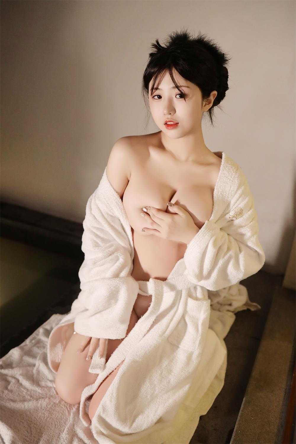 秀人网 陈小花 - 精油SPA [71P/798M]（1