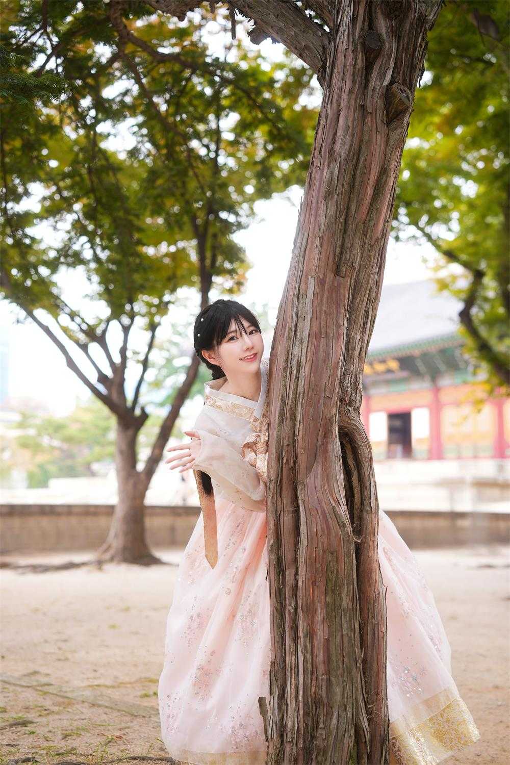 Sally Dorasnow – 2025 New Year Hanbok [20P/302M](3