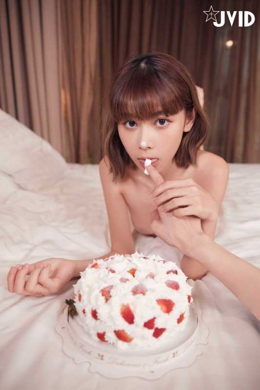 [JVID]ABBIE·郭郭濃情奶油蛋糕小世界開房初體驗[154P/15.2M]（3