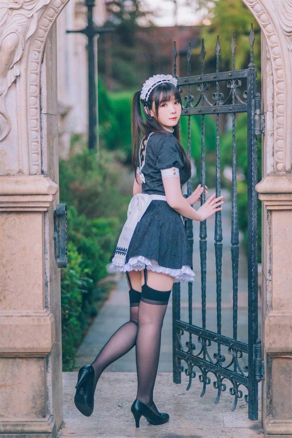 霜月shimo - 女僕圖鑑 Shimo's Maid Collection vol.01 [136P/198M](1