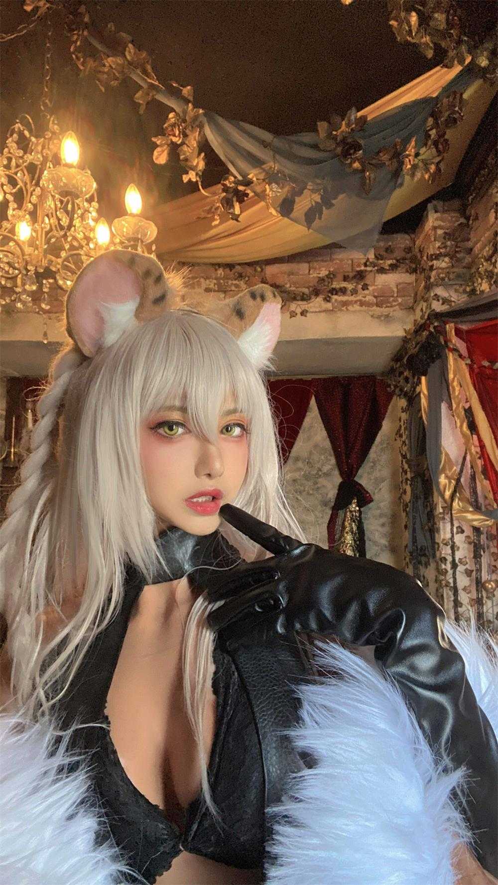 Shika小鹿鹿 - 莎拉自拍集 [30P/100M]（）2